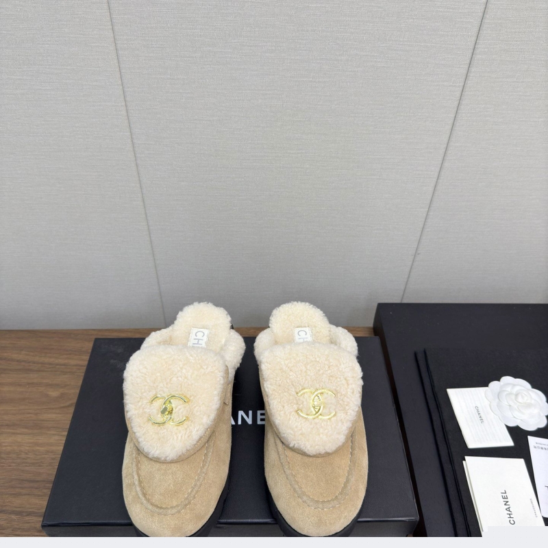 Ch*el slippers